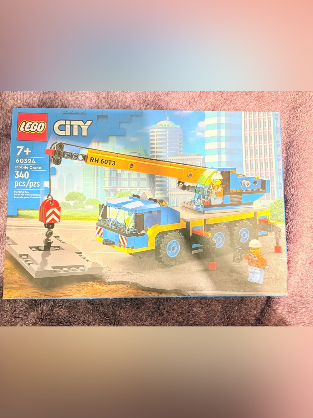 Lego City Mobile Crane Truck - Blue, Yellow & Black retired set brand new.